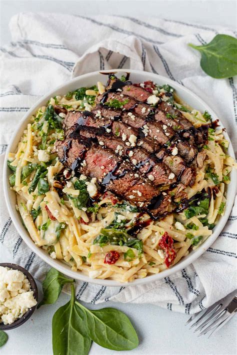 Creamy Steak Pasta .
